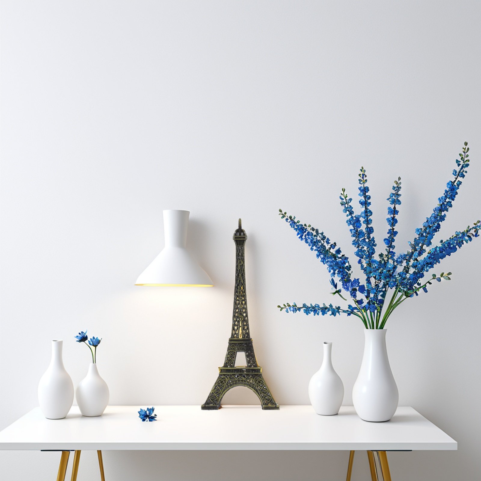 Photography Desk - Eiffel Tower Iron Statue Metal Decoration