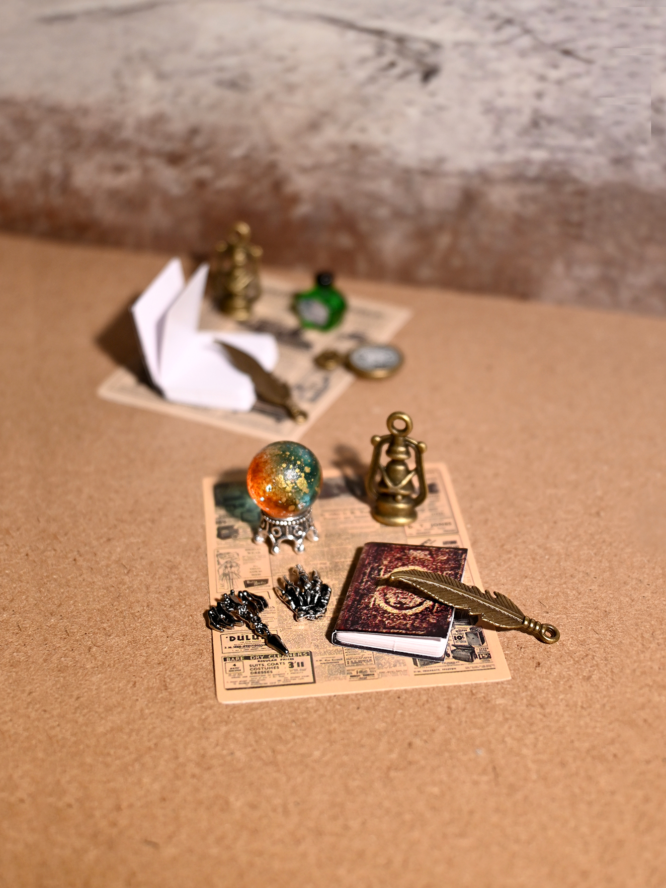 Miniature Replica Magic Vintag - Photography Of Book のレビューと価格