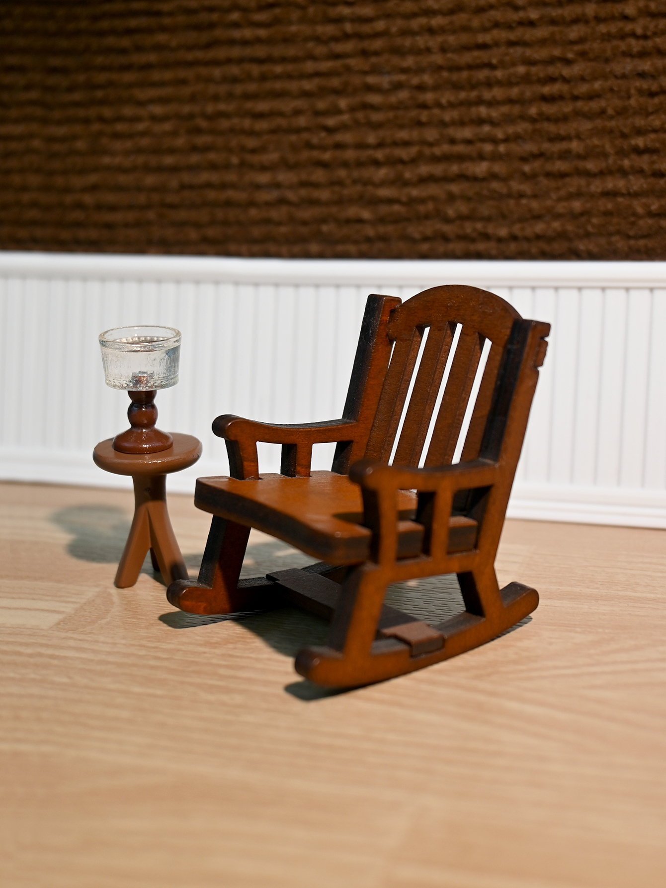 Miniature Rocking Chair, Minia - Photography Desk のレビューと価格